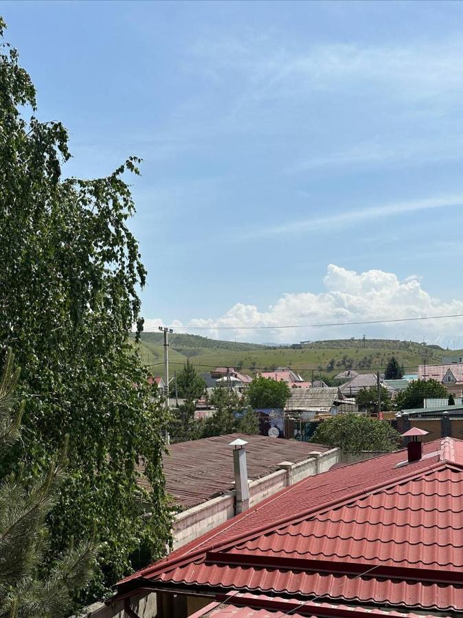 בישקק Tian-Shan Hotel מראה חיצוני תמונה