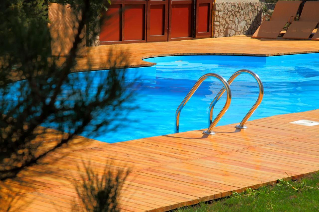 בישקק Tian-Shan Hotel מראה חיצוני תמונה